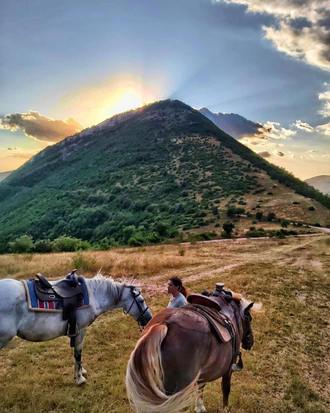 Гостьовий будинок Relais Valguerriera Apecchio Екстер'єр фото