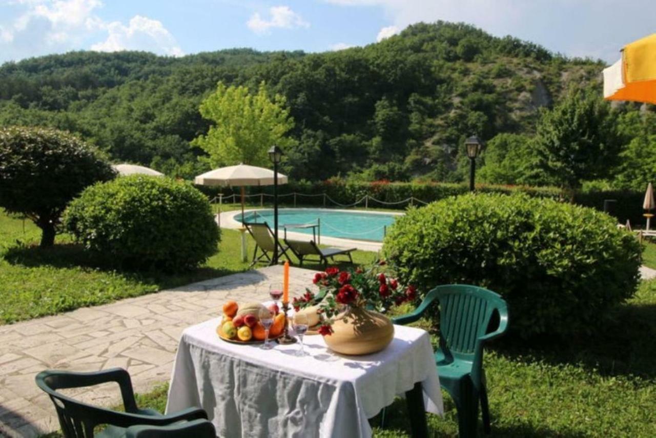 Гостьовий будинок Relais Valguerriera Apecchio Екстер'єр фото